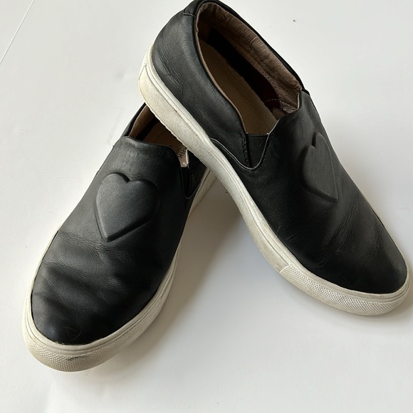 Mark Nason Skechers Collab Black Heart Slip On Shoes - Picture 2 of 7
